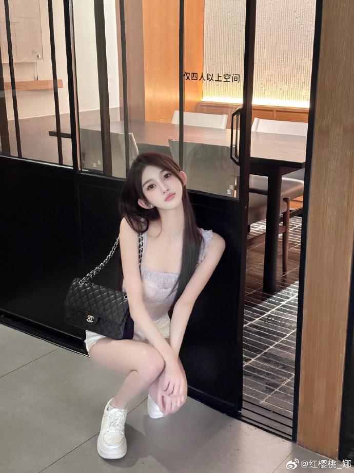 天国与地狱 封面